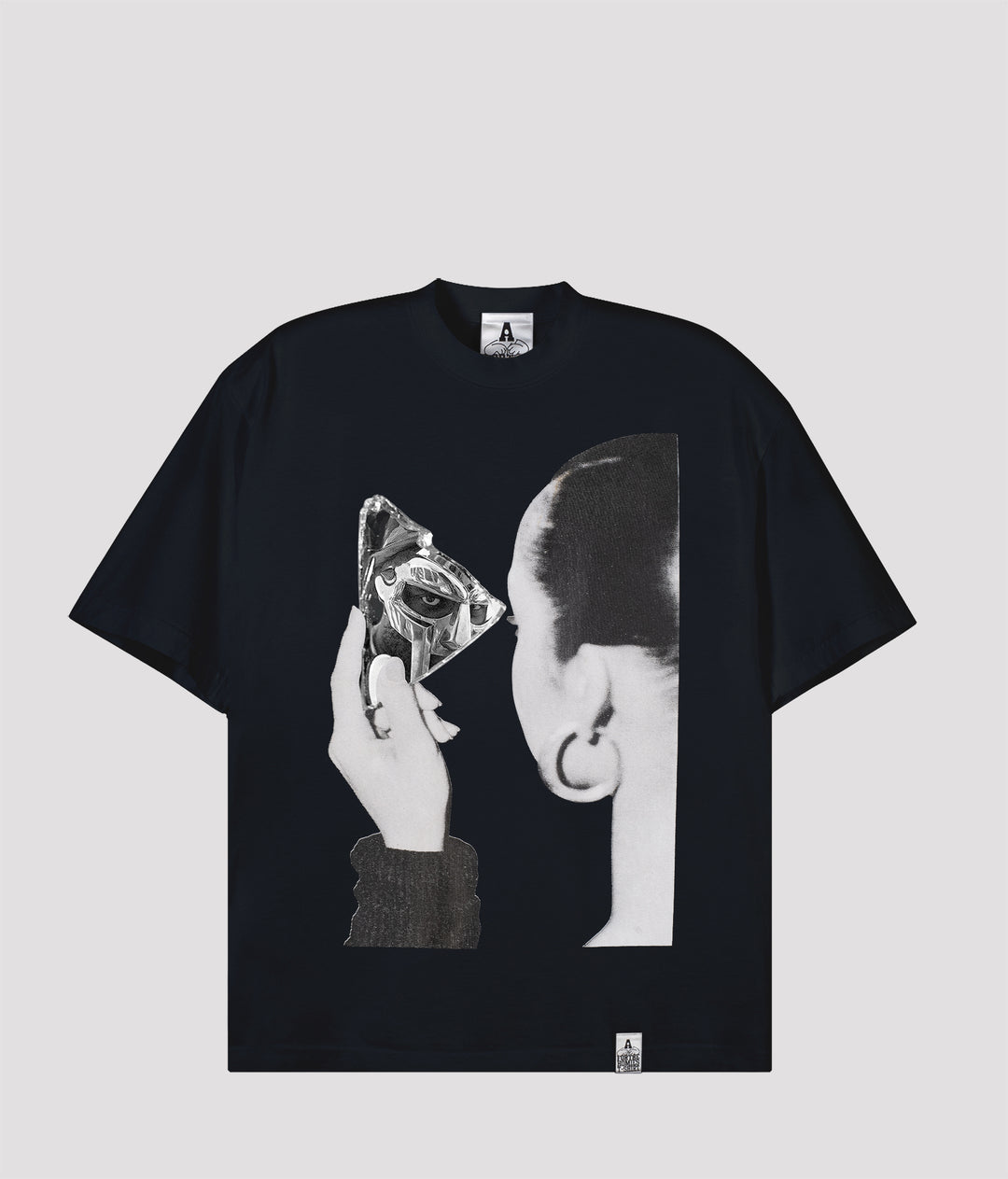 2 FLAWED T-Shirt