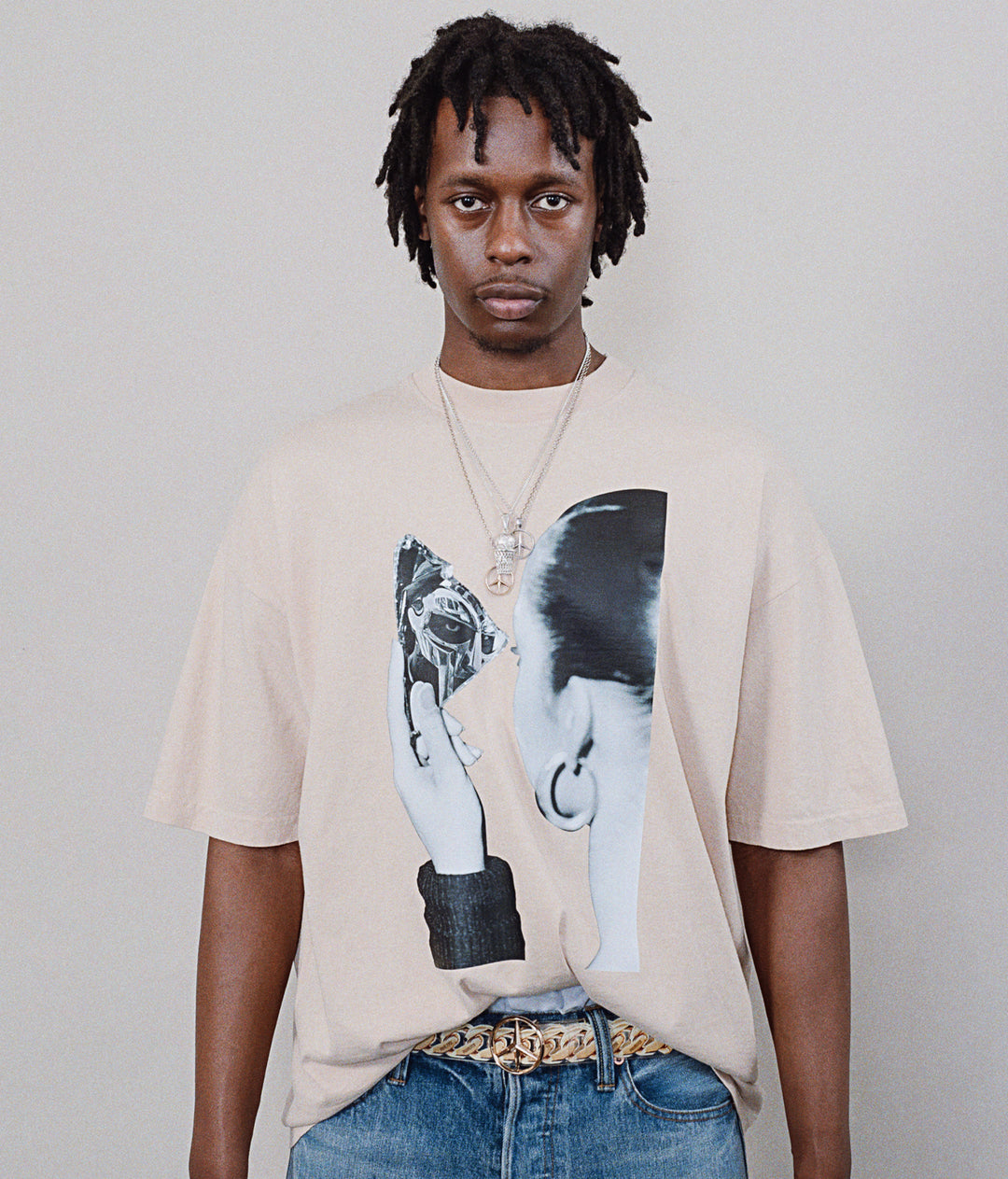 2 FLAWED T-Shirt
